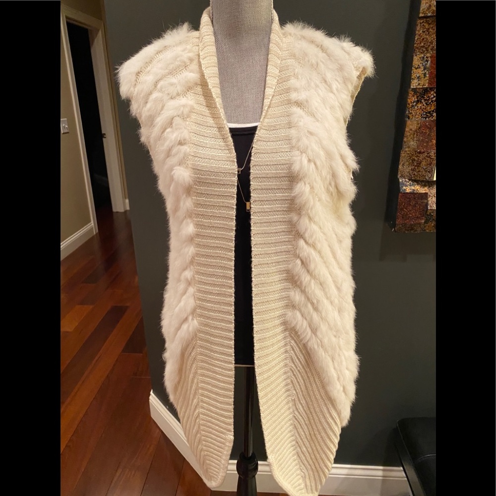 NewLove Token White Wool/Acrylic Rabbit Fur Vest M